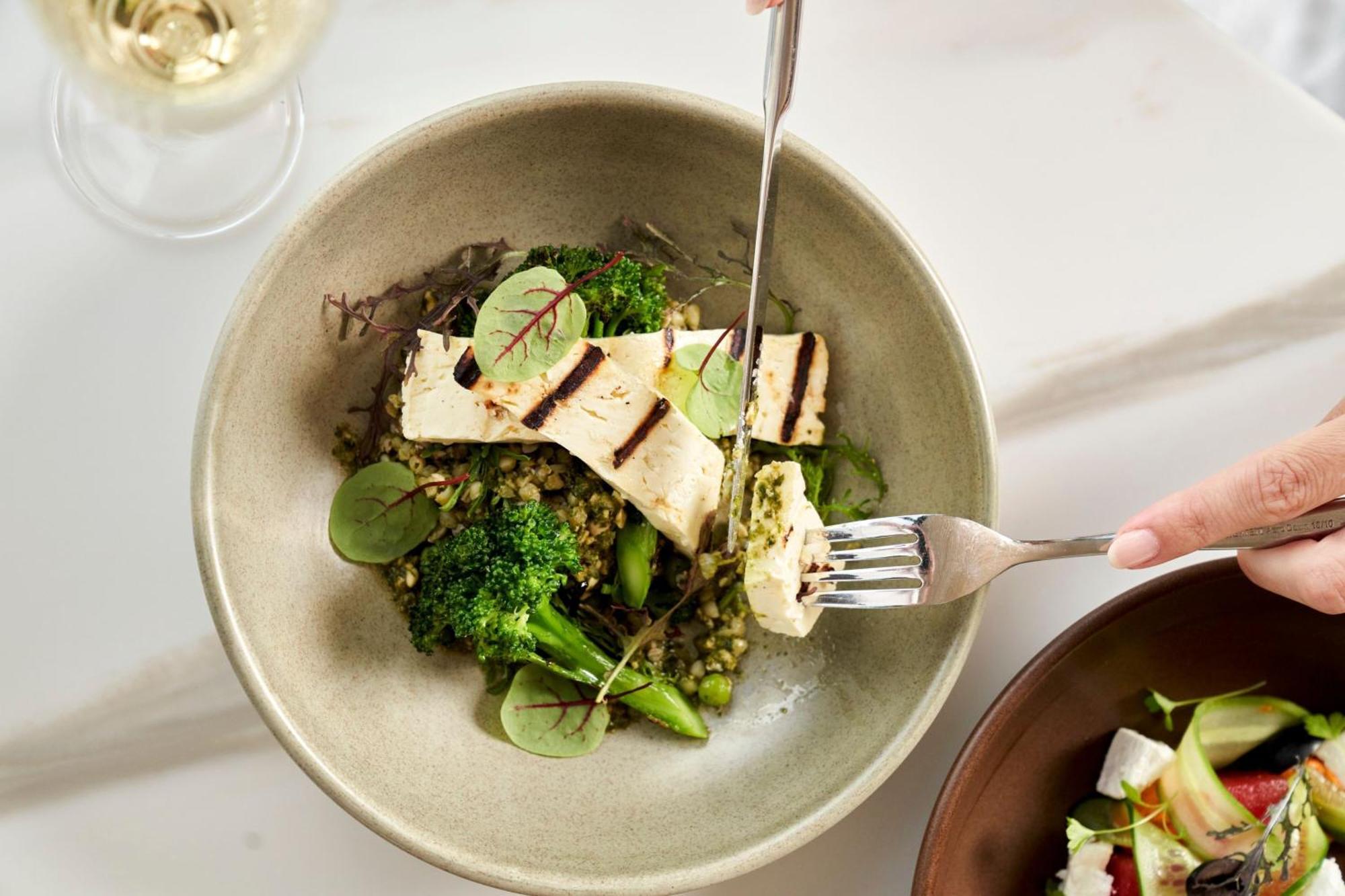 Melbourne Marriott Hotel Docklands Exterior photo A salad with quinoa